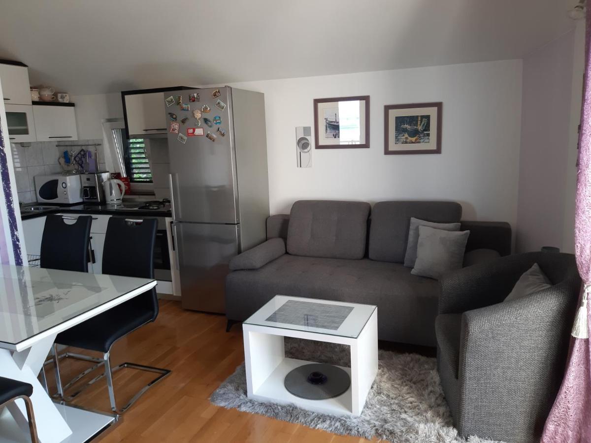 Apartments Anita 格拉达茨 外观 照片